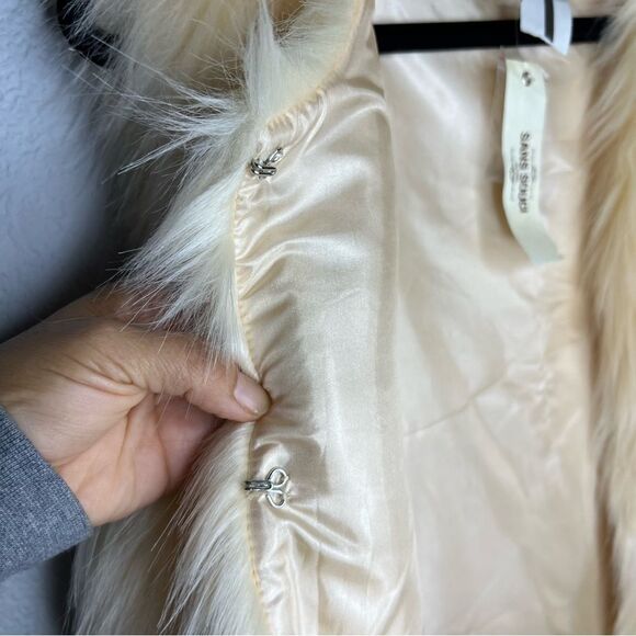 New! Sans Souci Faux Fur Cream White Women’s Vest Size M Bohemian, Cowgirl - Picture 10 of 14